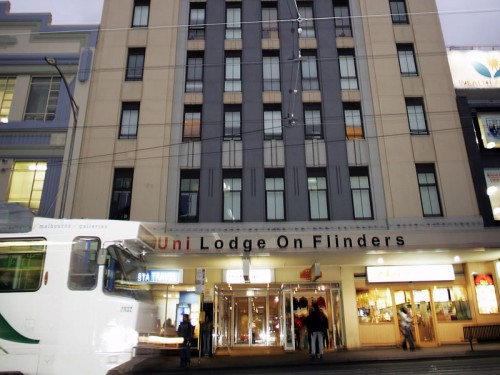 flinders-238-uni-lodge-building