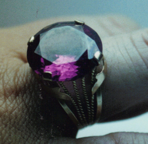 actual-pic-of-russian-possibly-alexandrite-ring-21369470 (1)